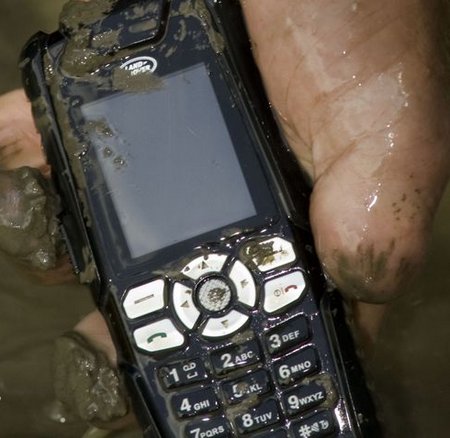 phone+muddy.jpg